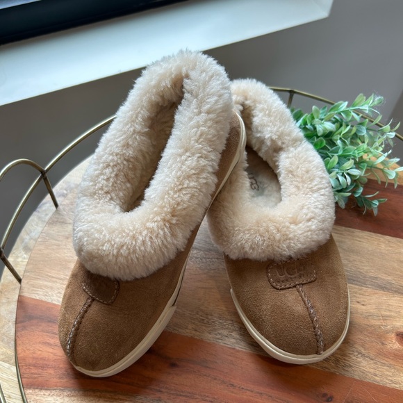 UGG Shoes - UGG Slippers in great condition.Cozy Tan Shearling Slippers. Size 3.